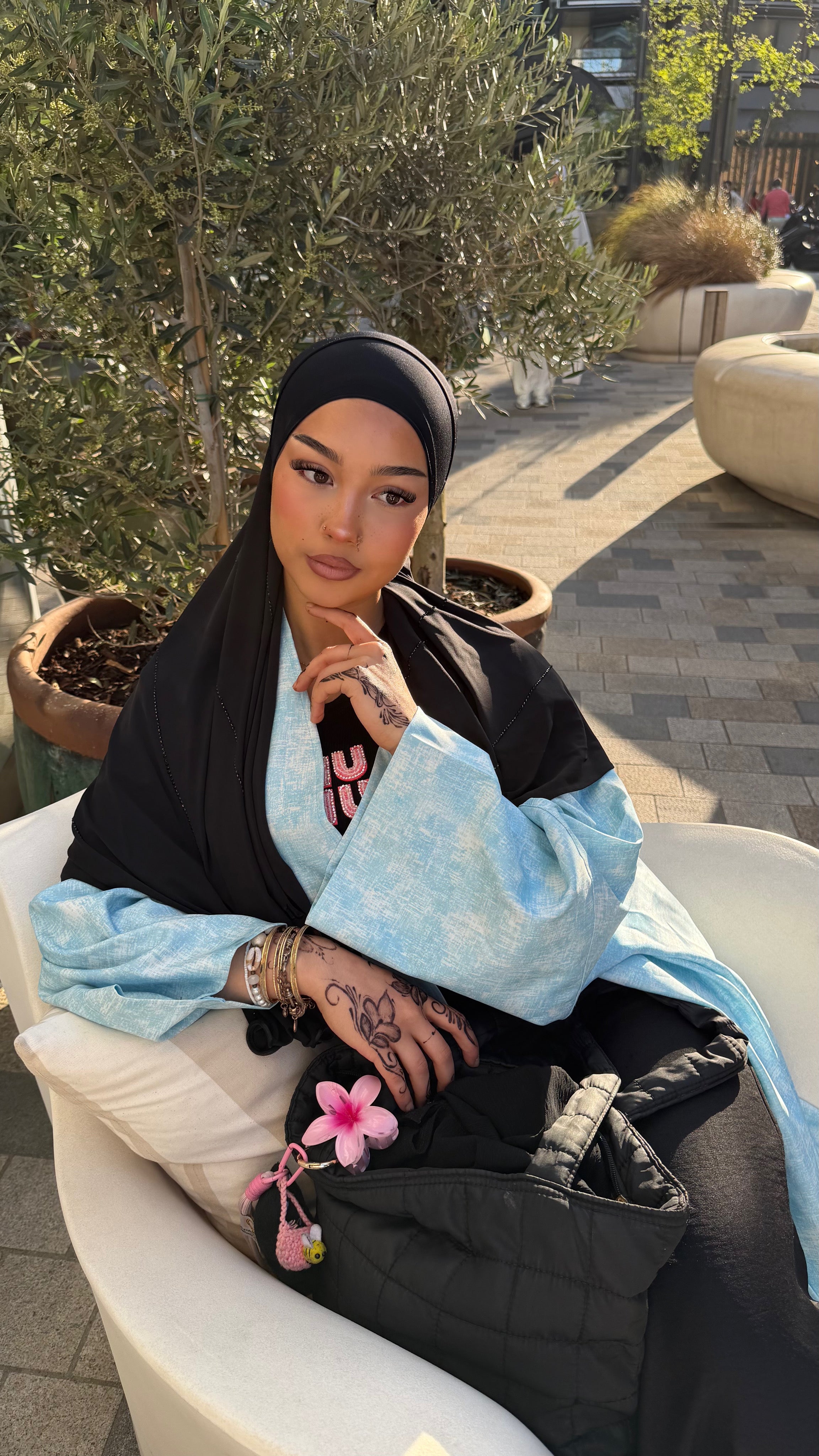 (Pre-Order) Pure Black - Rhinestone Rope Premium Hijab